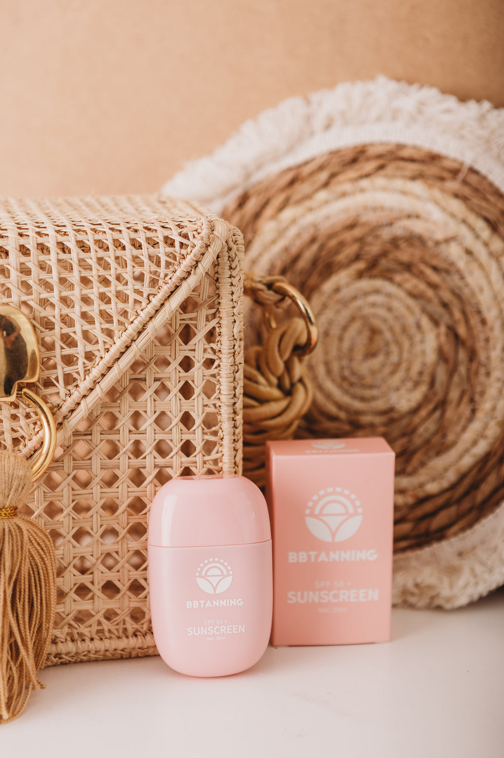 BB Face Tinted Sunscreen SPF 50 – Non-Chemical & Matte Finish